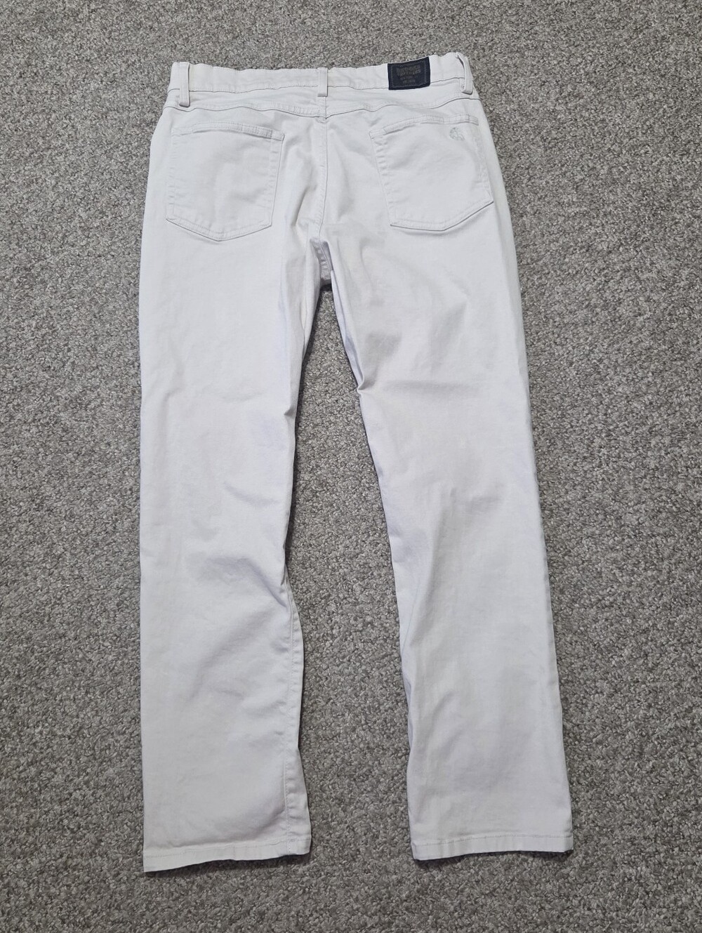 Brooks Brothers Straight Jeans Mens 33x30 Cream Denim Casual Pants Academia